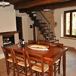 בית חווה Agriturismo La Filomena